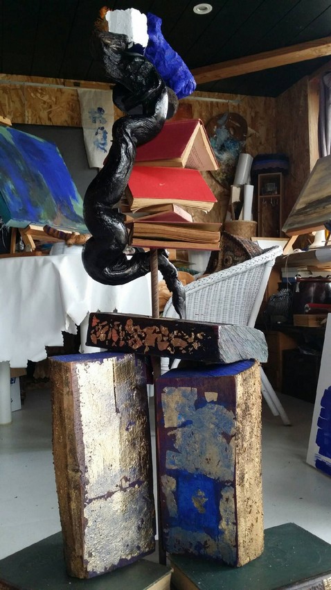 Etape de création de la statue E vivra la Poesia